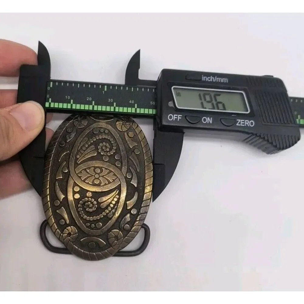 Vintage Oval Brass Belt Buckle, Gold Tone Tribal Pattern with Rope Frame